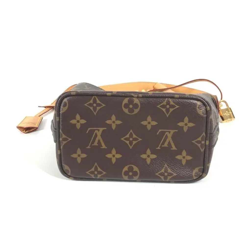 LOUIS VUITTON Brown Monogram Canvas Bag